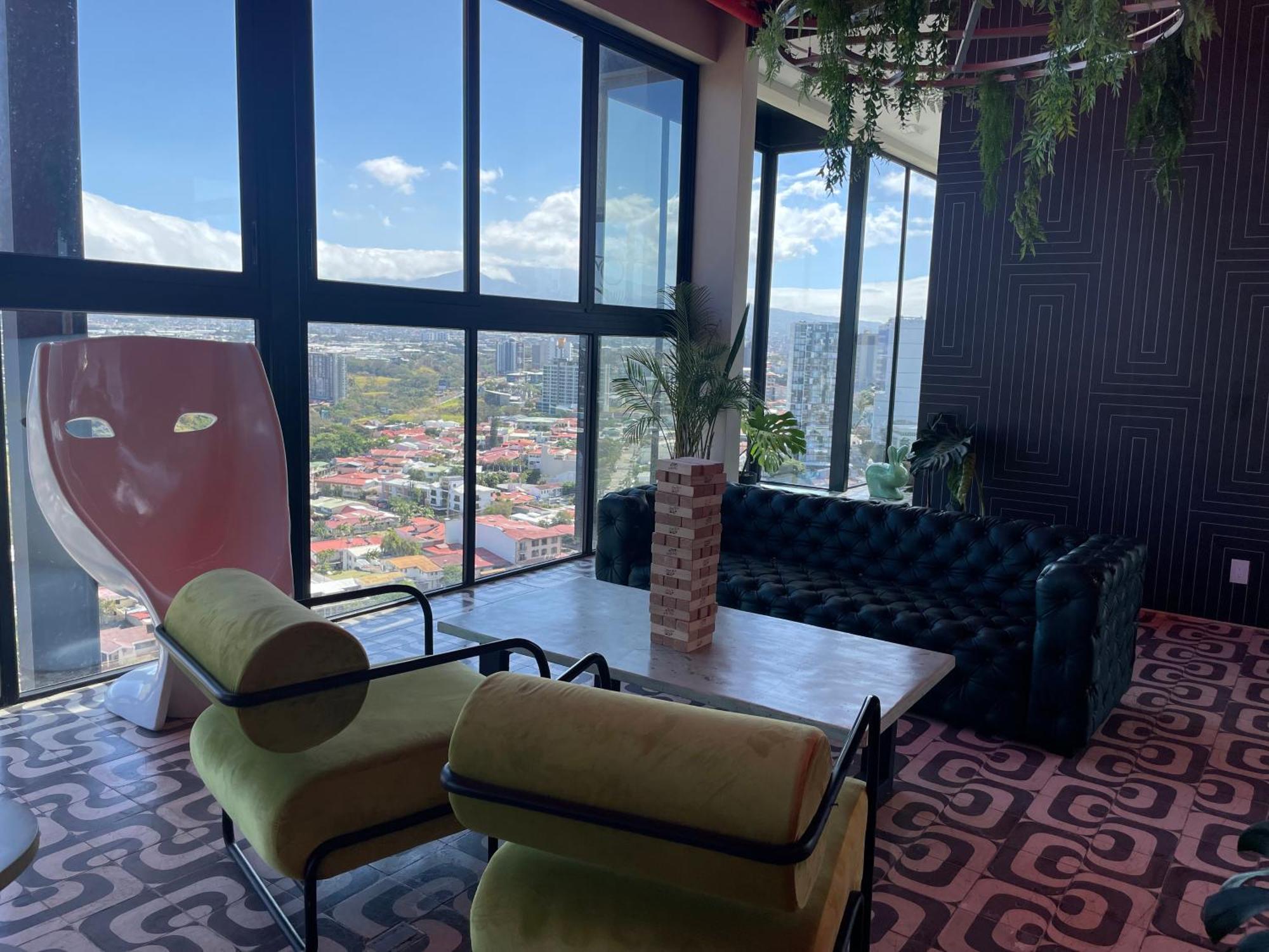 Skygarden Nunciatura Luxury #705 Apartment